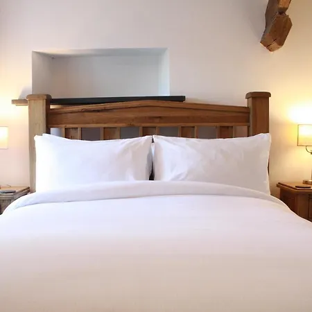 The Black Dog Bed and breakfast 3*